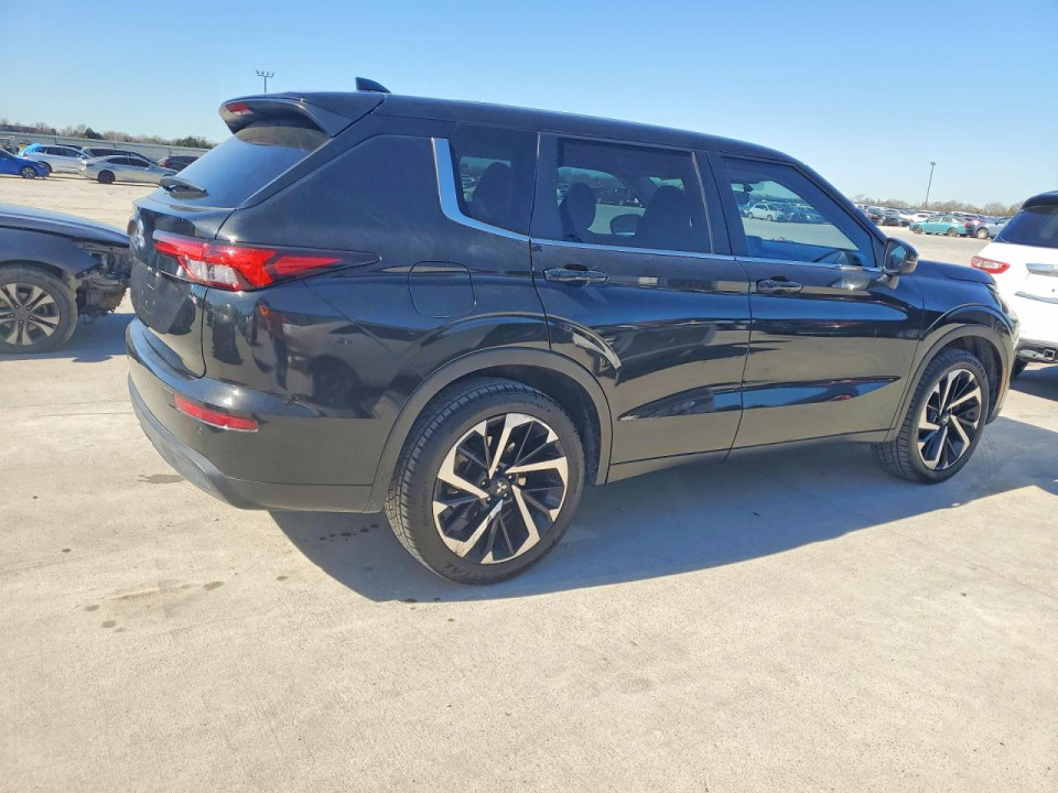 Mitsubishi OUTLANDER 2022 — Copart
