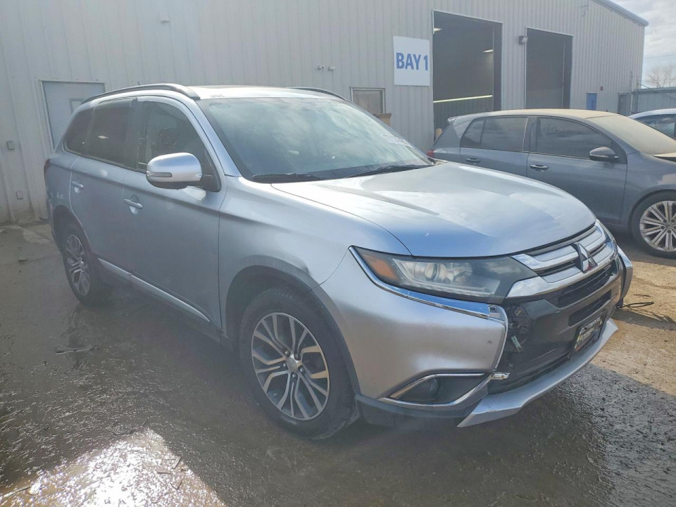 Mitsubishi OUTLANDER 2016 — Copart