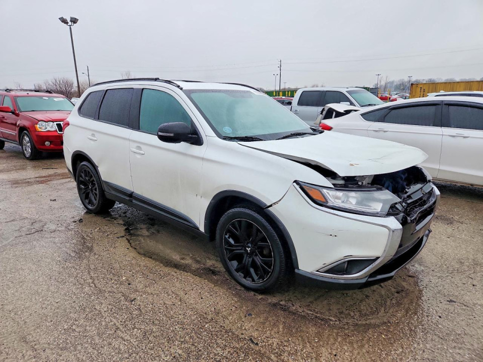Mitsubishi OUTLANDER 2018 — Copart