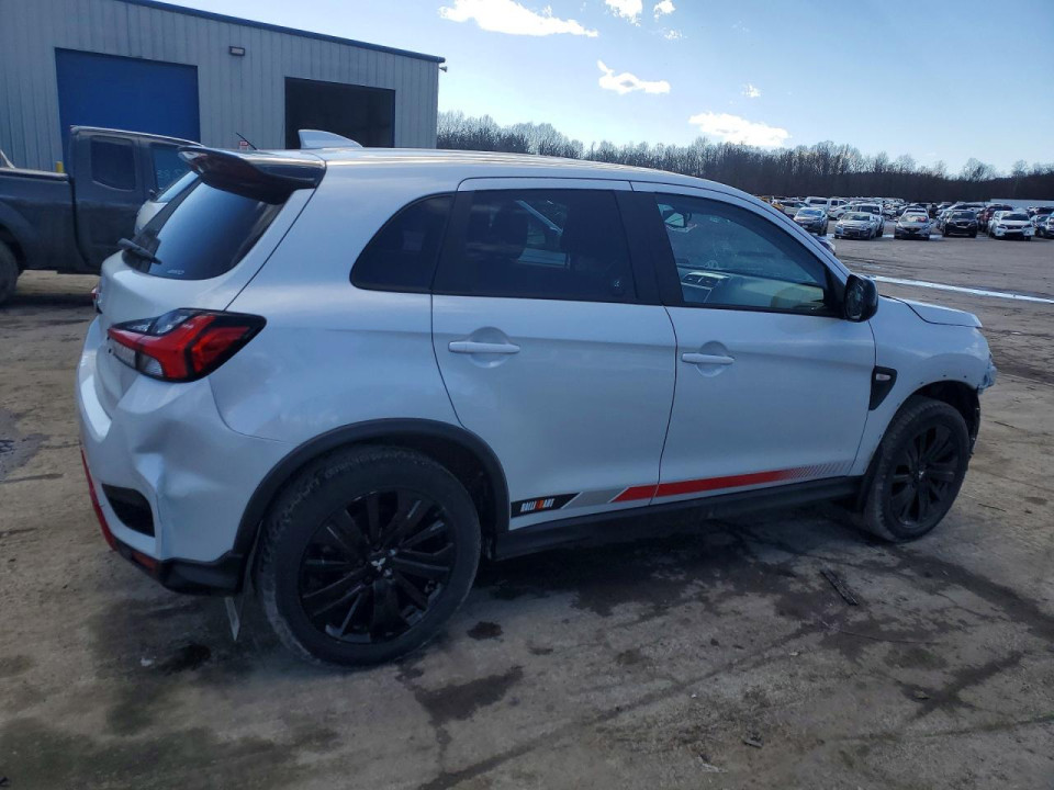 Mitsubishi OUTLANDER 2023 — Copart