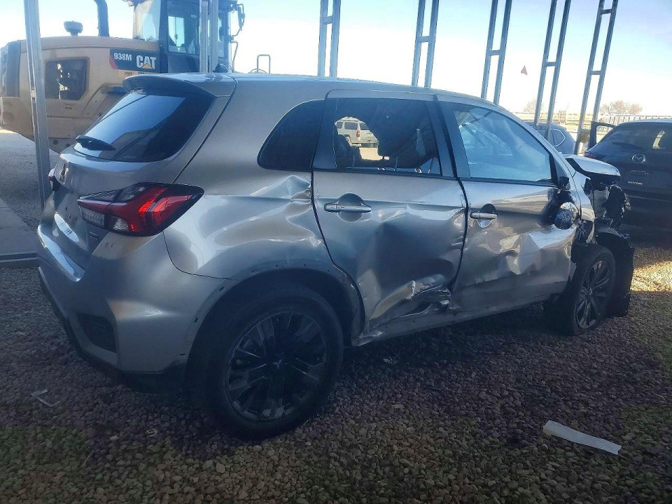 Mitsubishi OUTLANDER 2023 — Copart