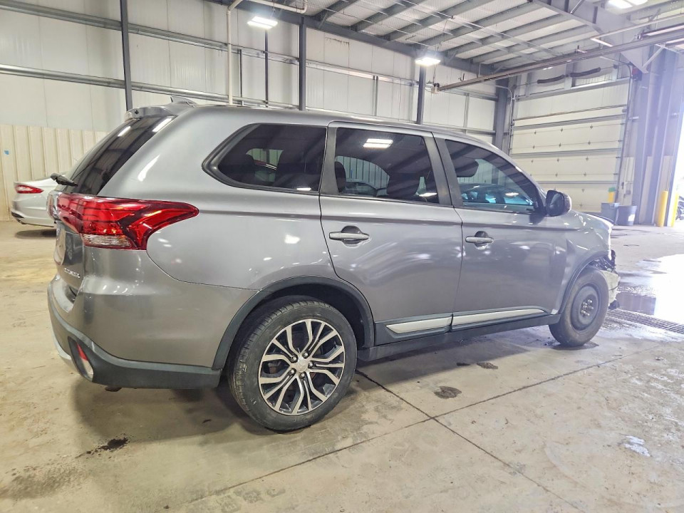 Mitsubishi OUTLANDER 2018 — Copart