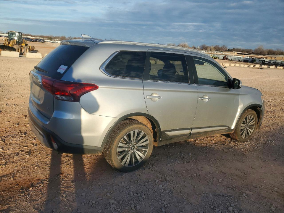 Mitsubishi OUTLANDER 2020 — Copart