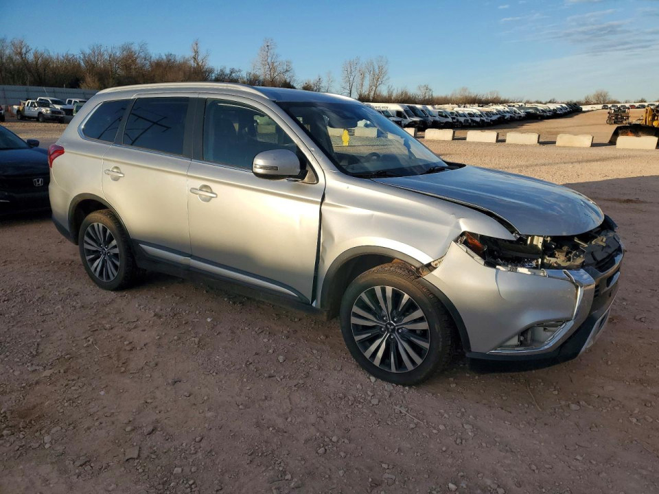Mitsubishi OUTLANDER 2020 — Copart