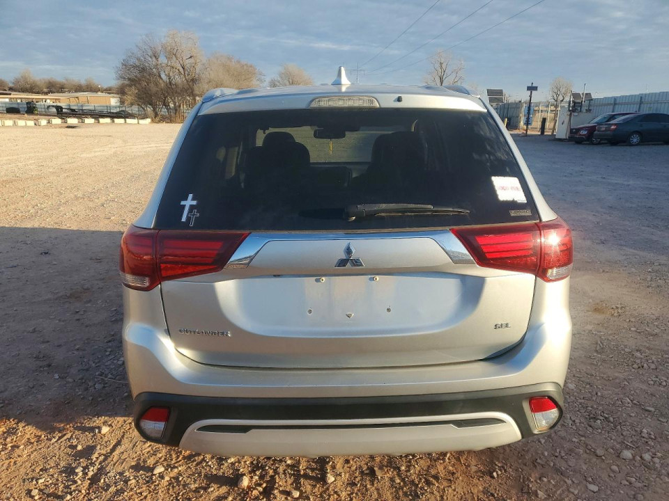 Mitsubishi OUTLANDER 2020 — Copart