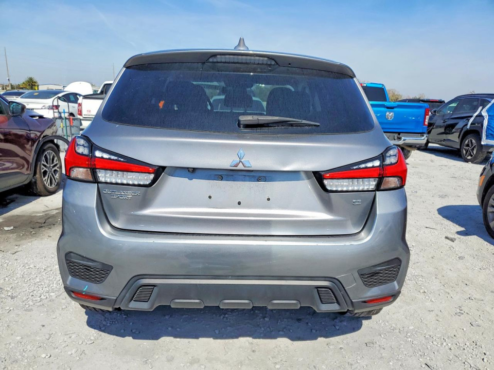 Mitsubishi OUTLANDER 2021 — Copart