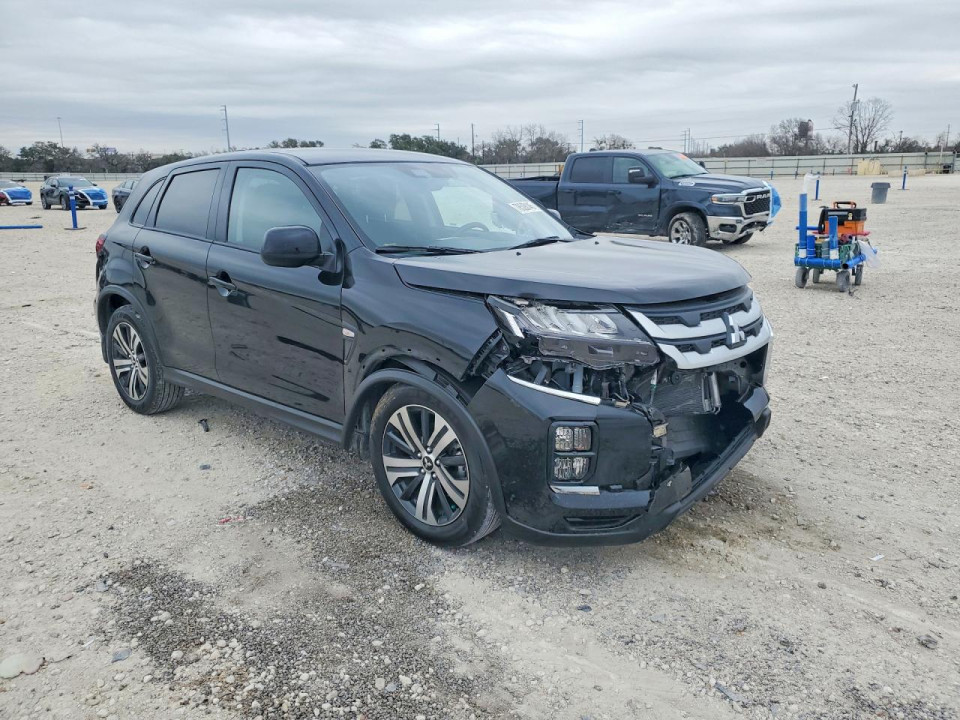 Mitsubishi OUTLANDER 2026 — Copart