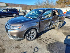 Mitsubishi OUTLANDER 2017 — Copart