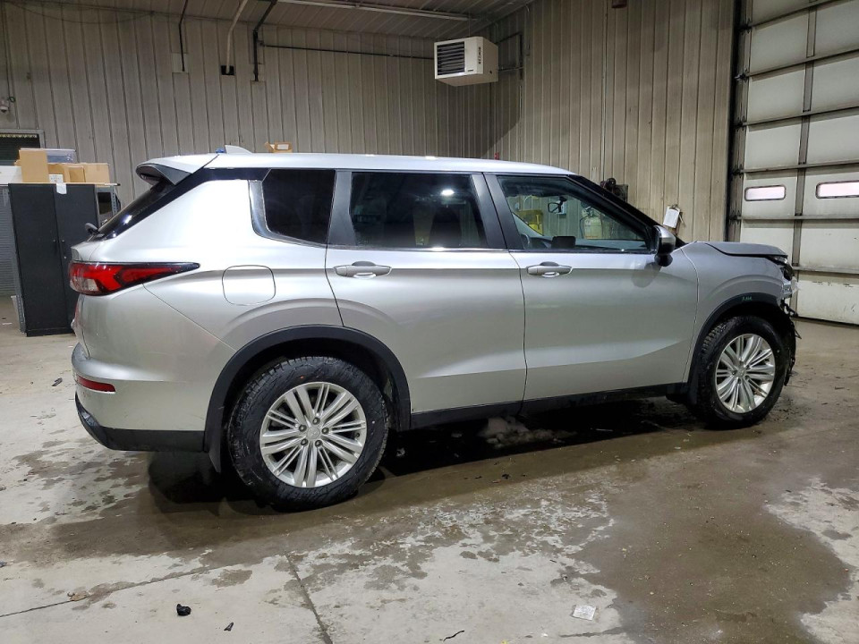 Mitsubishi OUTLANDER 2023 — Copart