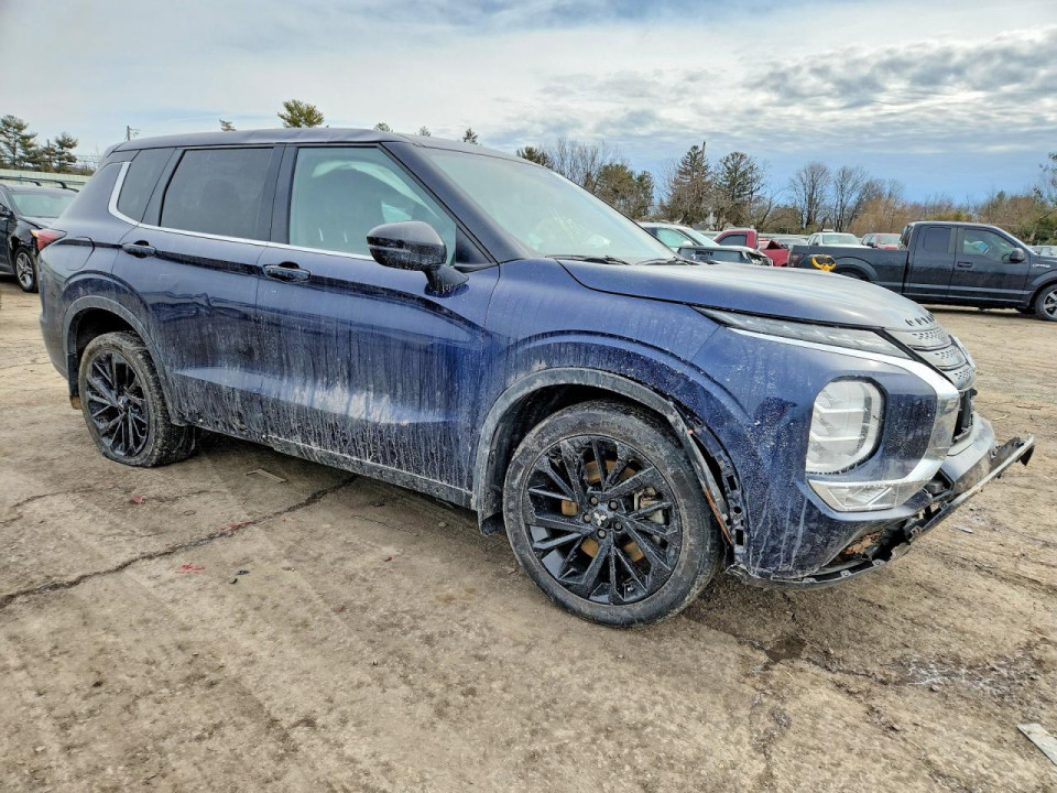 Mitsubishi OUTLANDER 2023 — Copart