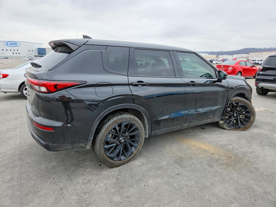 Mitsubishi OUTLANDER 2024 — Copart