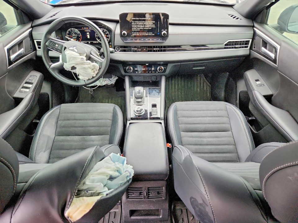Mitsubishi OUTLANDER 2024 — Copart