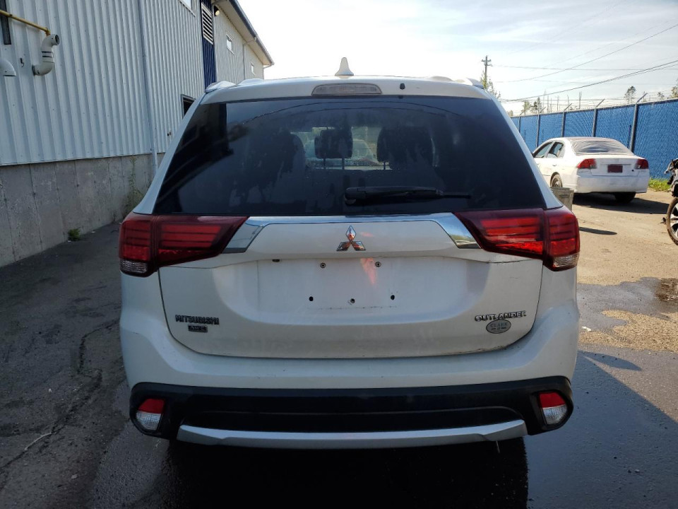 Mitsubishi OUTLANDER 2018 — Copart