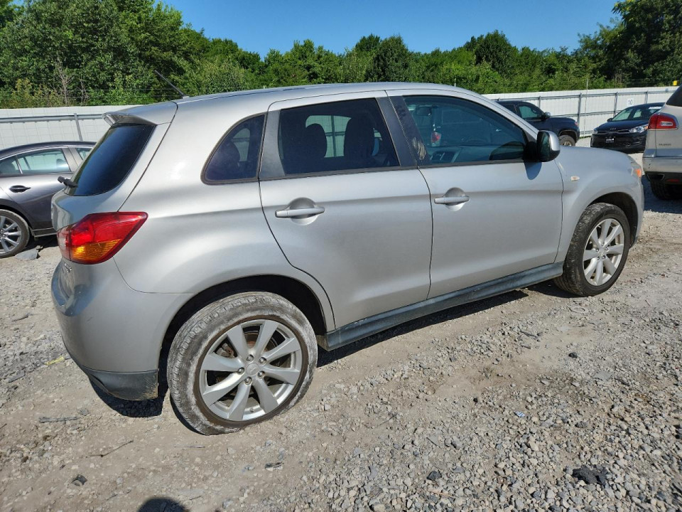 Mitsubishi OUTLANDER 2015 — Copart
