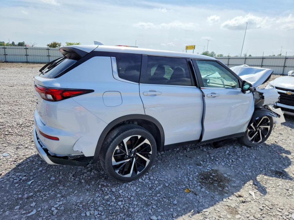 Mitsubishi OUTLANDER 2024 — Copart