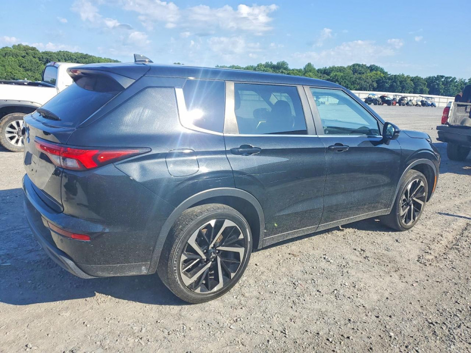 Mitsubishi OUTLANDER 2022 — Copart