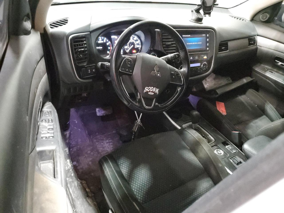 Mitsubishi OUTLANDER 2017 — Copart