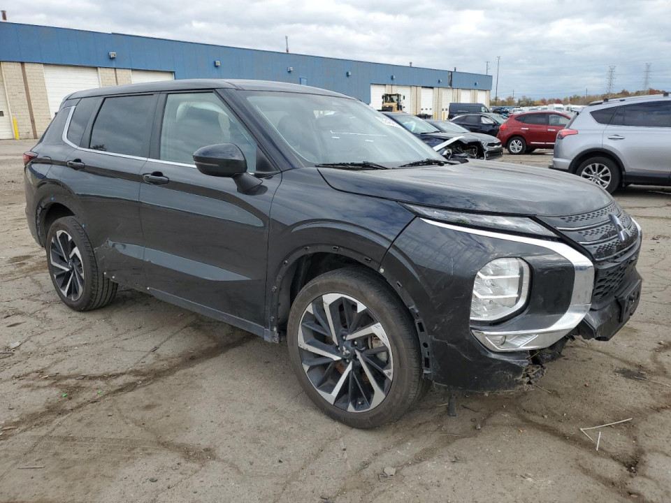 Mitsubishi OUTLANDER 2023 — Copart
