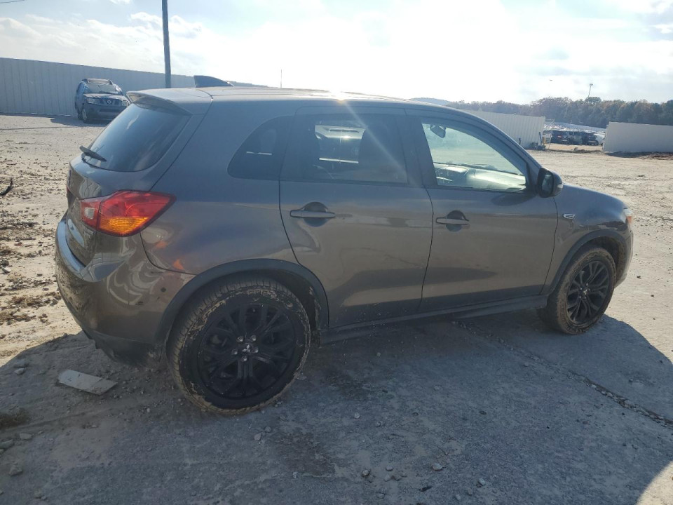 Mitsubishi OUTLANDER 2017 — Copart