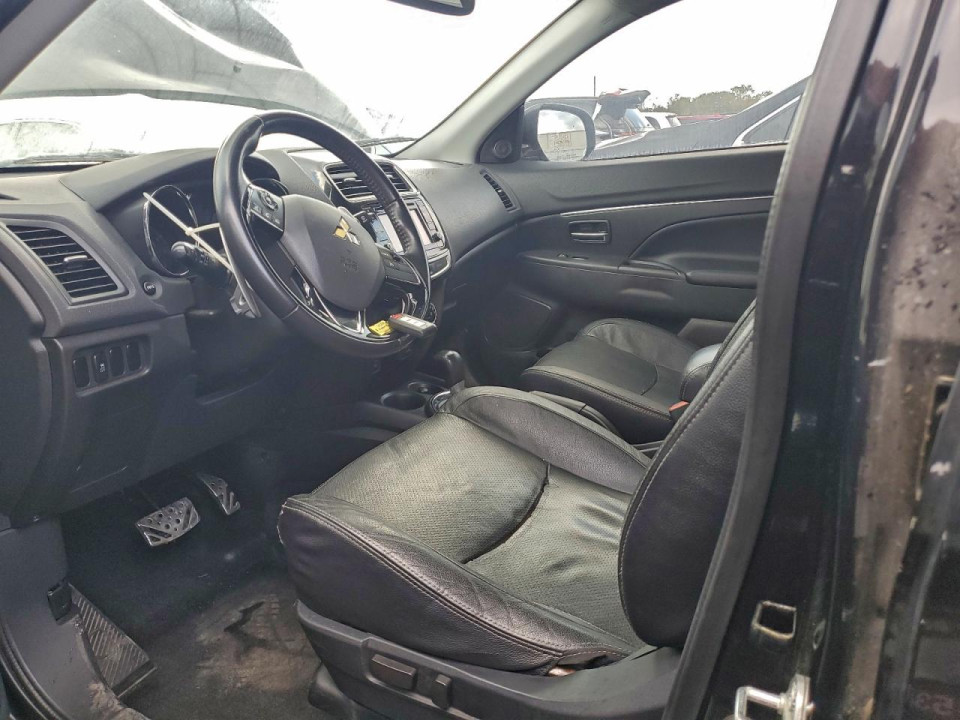 Mitsubishi OUTLANDER 2017 — Copart