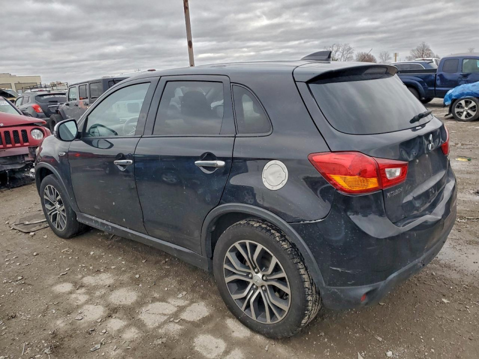 Mitsubishi OUTLANDER 2017 — Copart