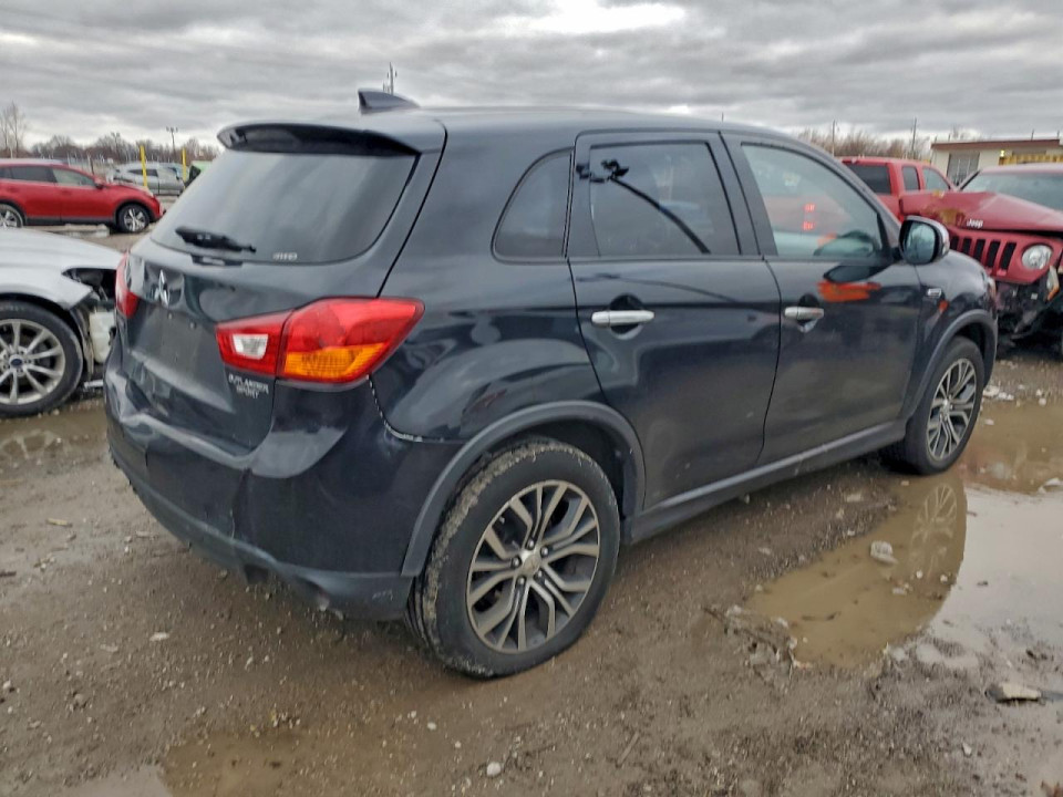 Mitsubishi OUTLANDER 2017 — Copart