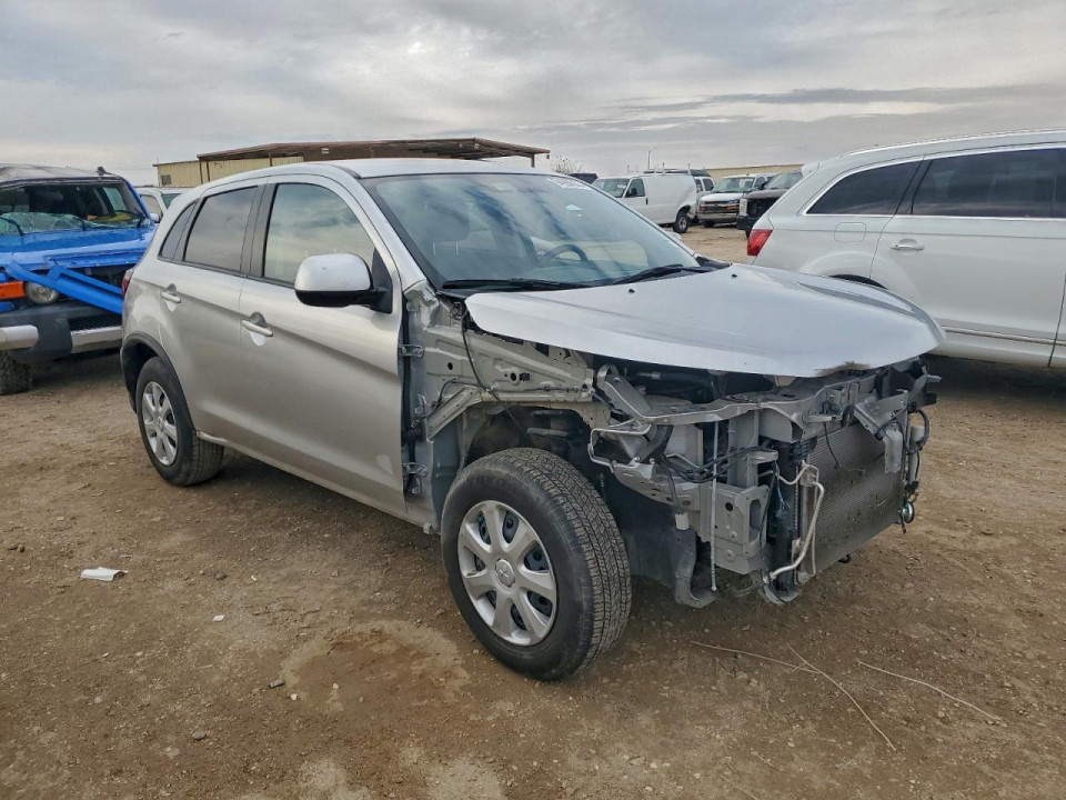 Mitsubishi OUTLANDER 2023 — Copart