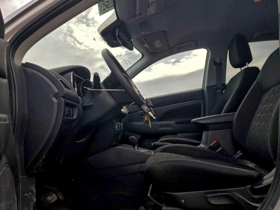 Mitsubishi OUTLANDER 2023 — Copart
