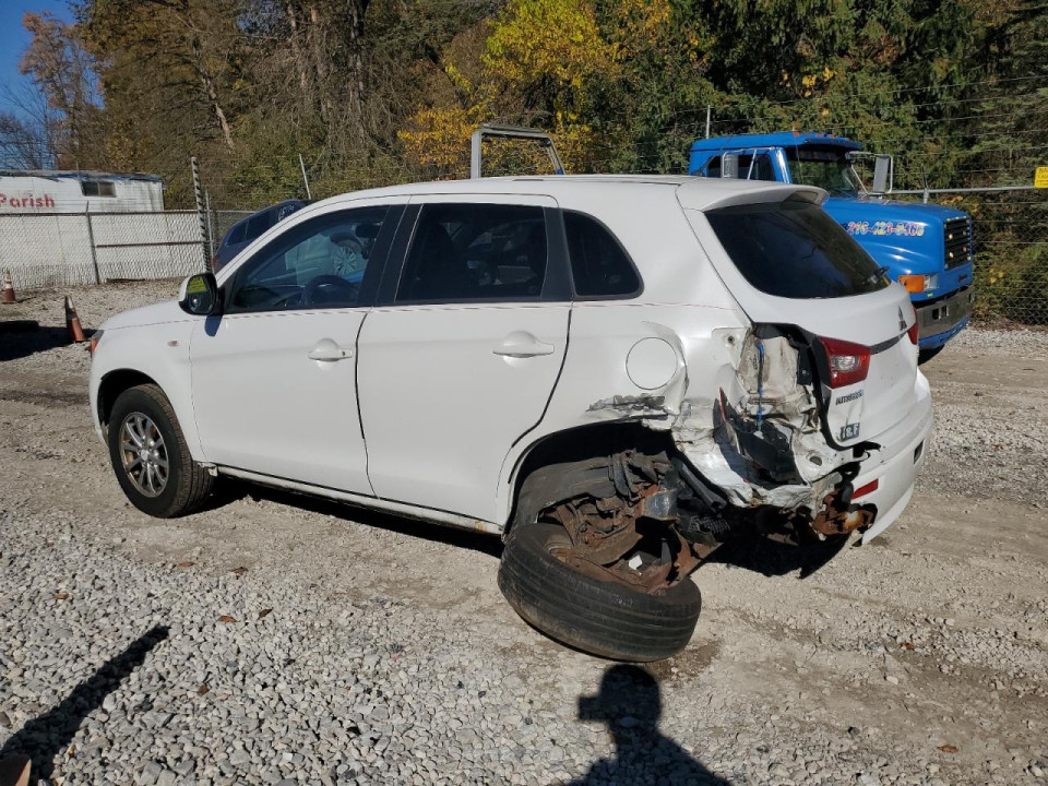 Mitsubishi OUTLANDER 2011 — Copart