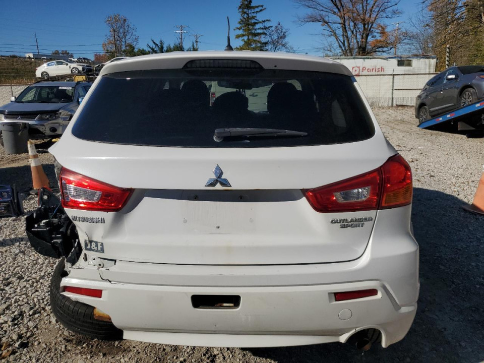 Mitsubishi OUTLANDER 2011 — Copart