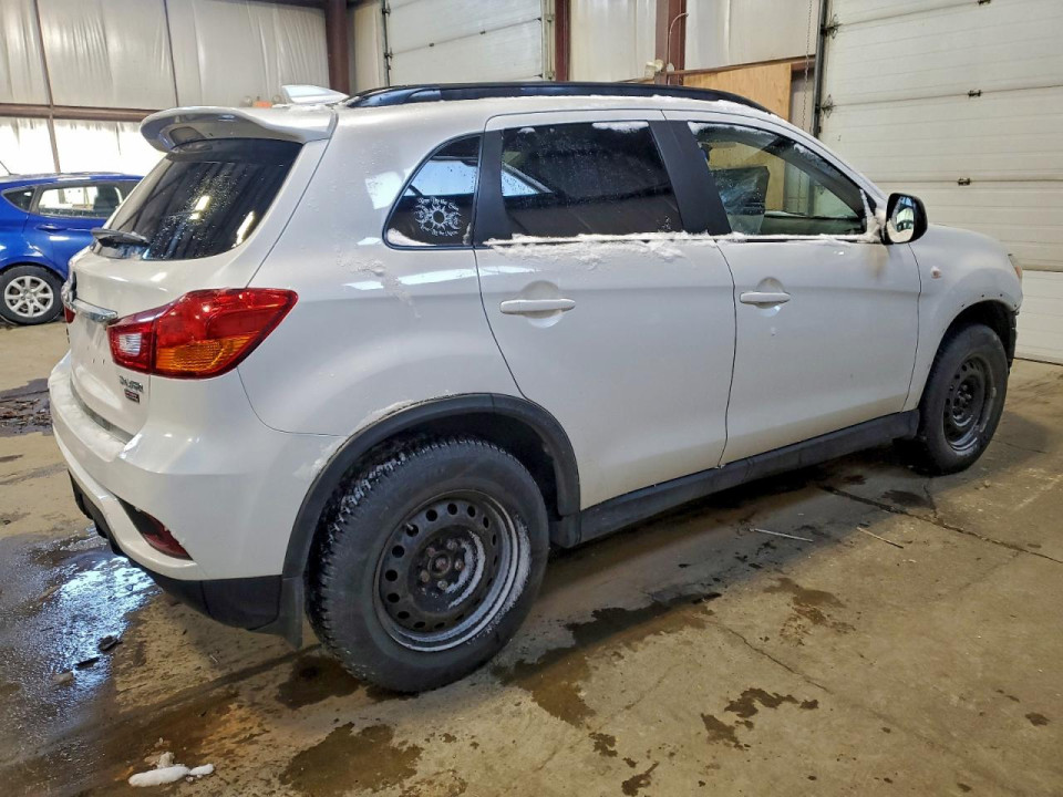 Mitsubishi OUTLANDER 2018 — Copart