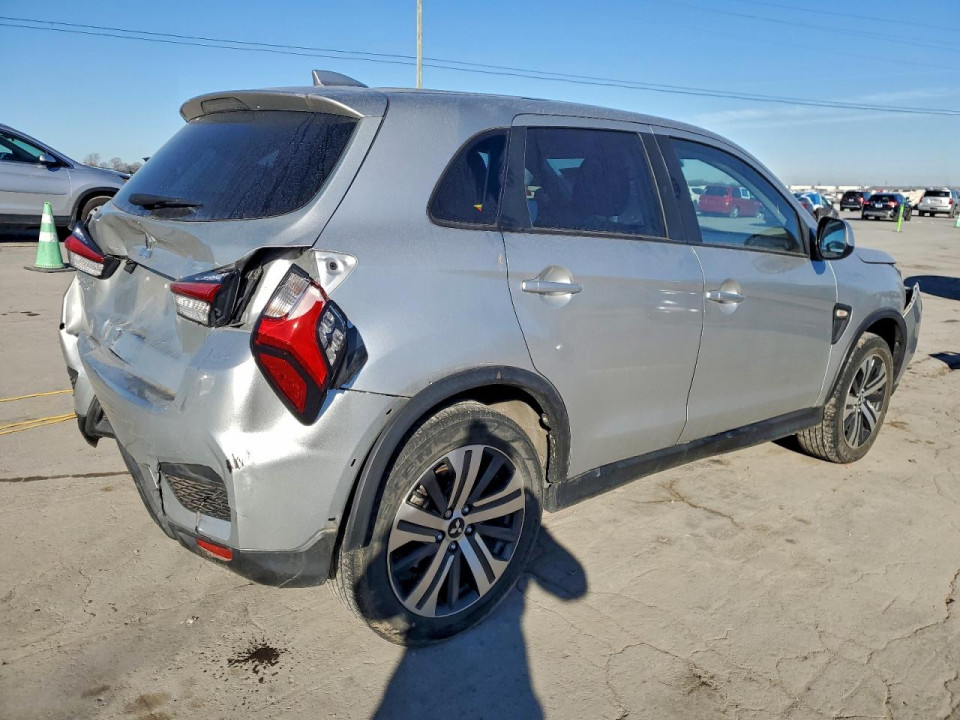 Mitsubishi OUTLANDER 2022 — Copart