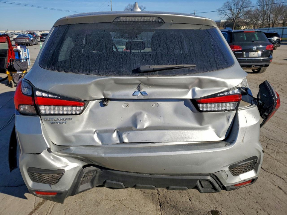 Mitsubishi OUTLANDER 2022 — Copart