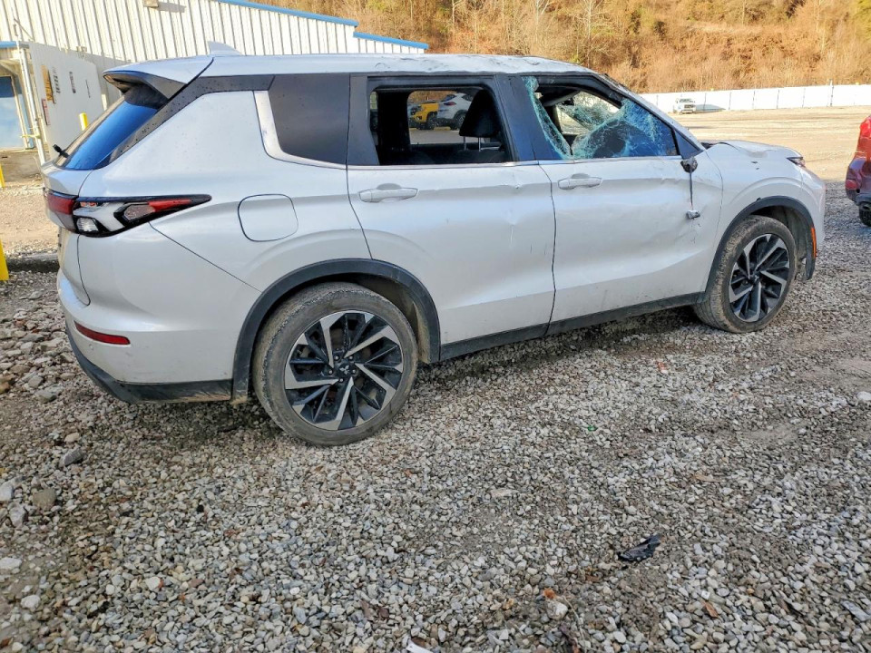Mitsubishi OUTLANDER 2022 — Copart