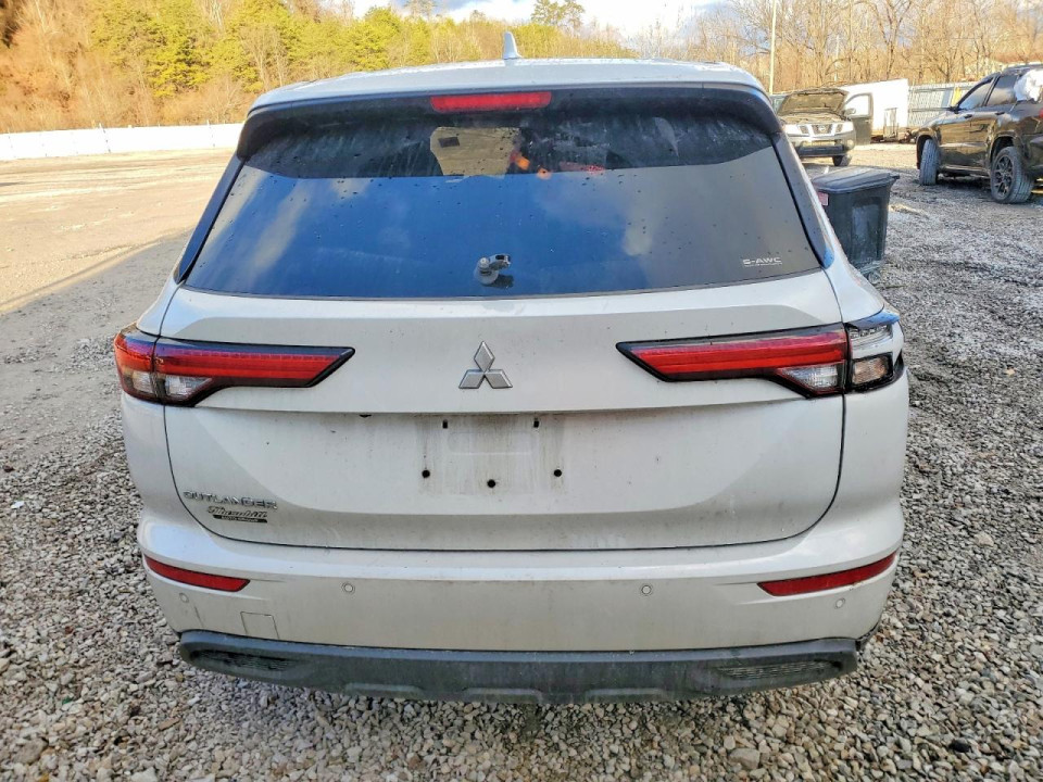 Mitsubishi OUTLANDER 2022 — Copart
