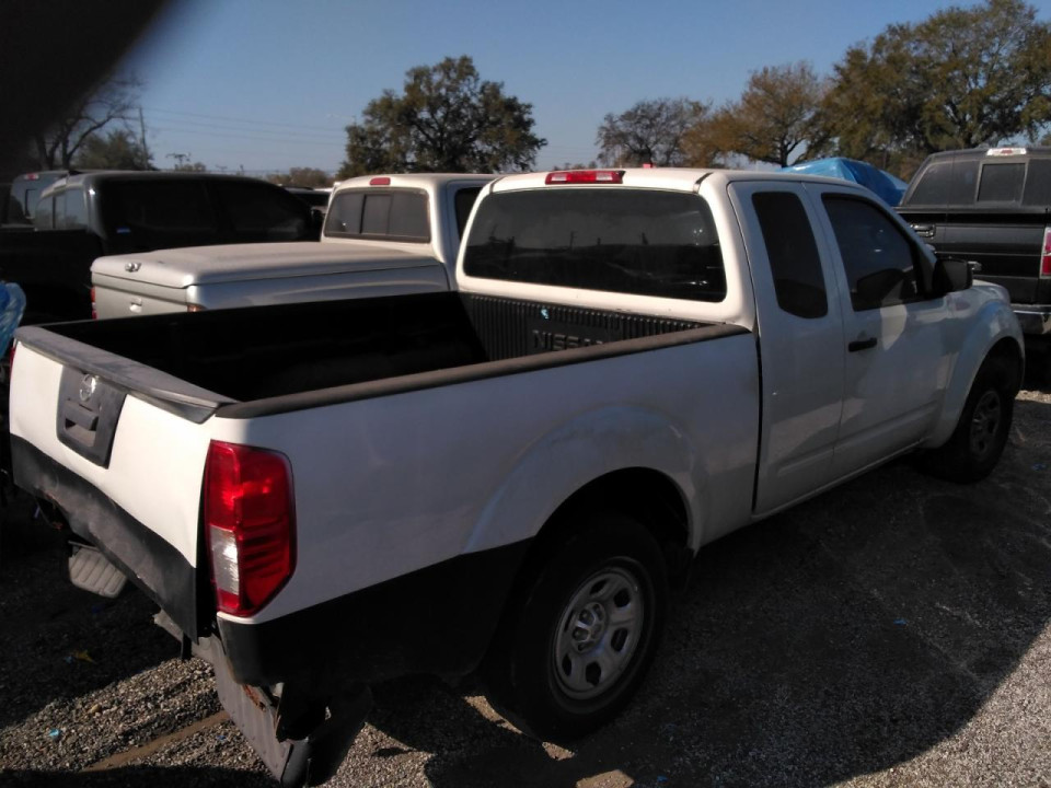 Nissan FRONTIER 2015 — Copart