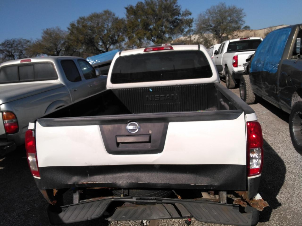 Nissan FRONTIER 2015 — Copart