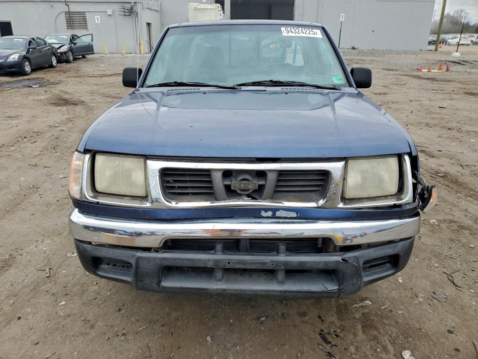 Nissan FRONTIER 2000 — Copart