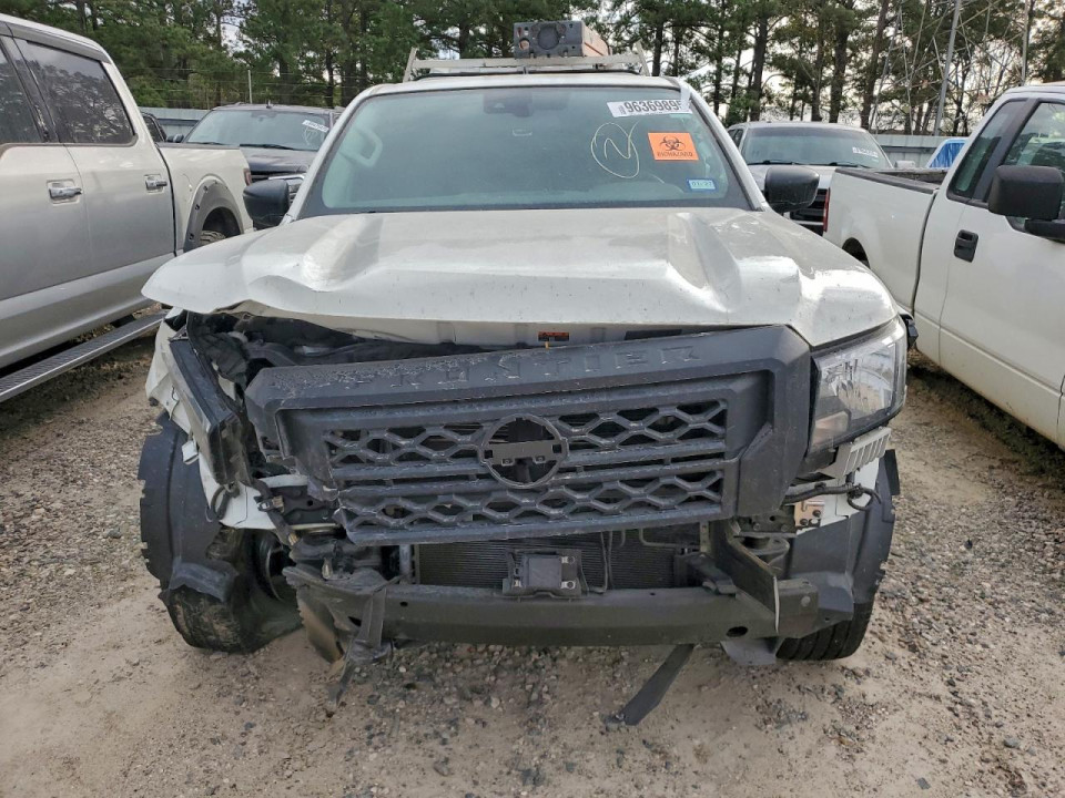 Nissan FRONTIER 2024 — Copart