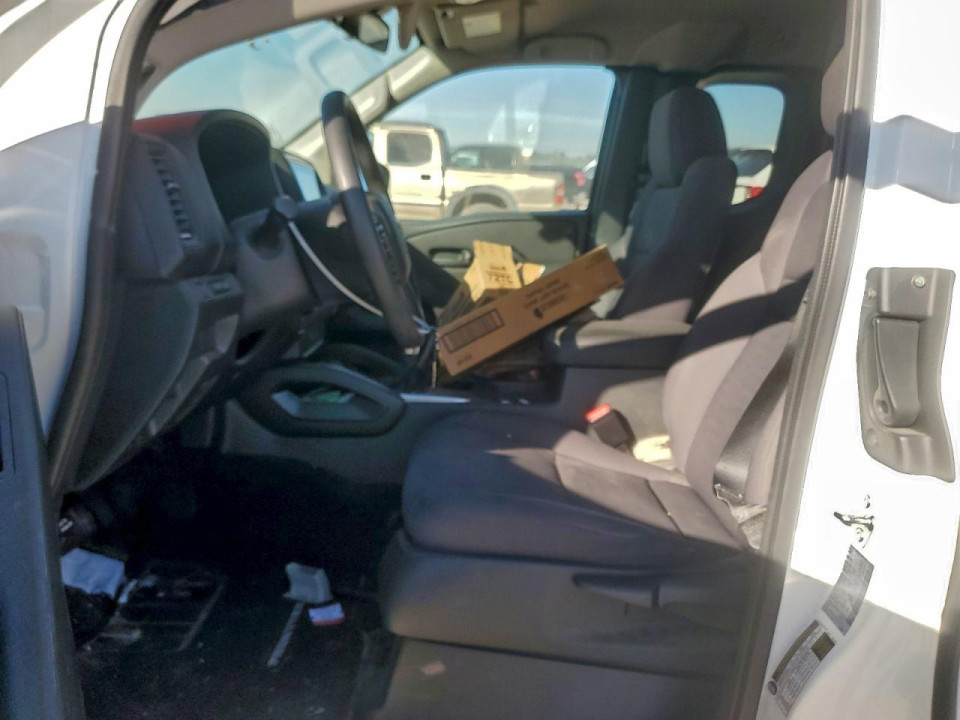 Nissan FRONTIER 2024 — Copart