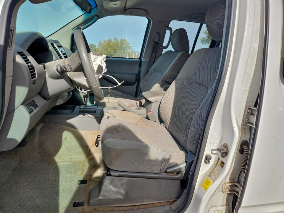 Nissan FRONTIER 2011 — Copart