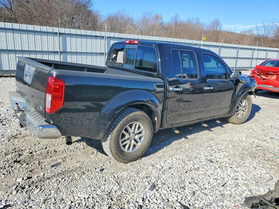 Nissan FRONTIER 2015 — Copart