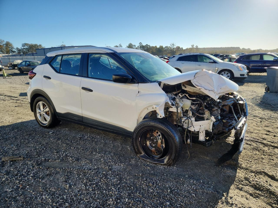 Nissan KICKS 2021 — Copart