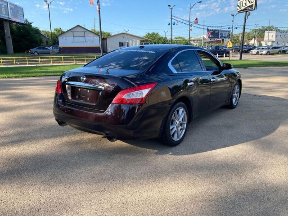Nissan MAXIMA 2010 — Copart