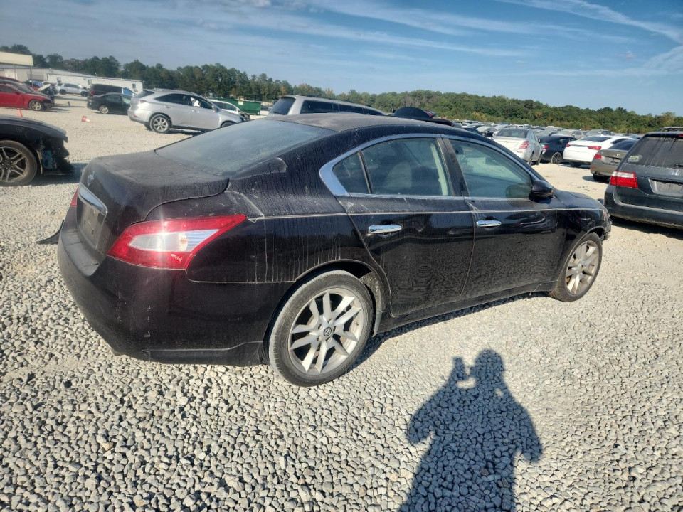 Nissan MAXIMA 2011 — Copart