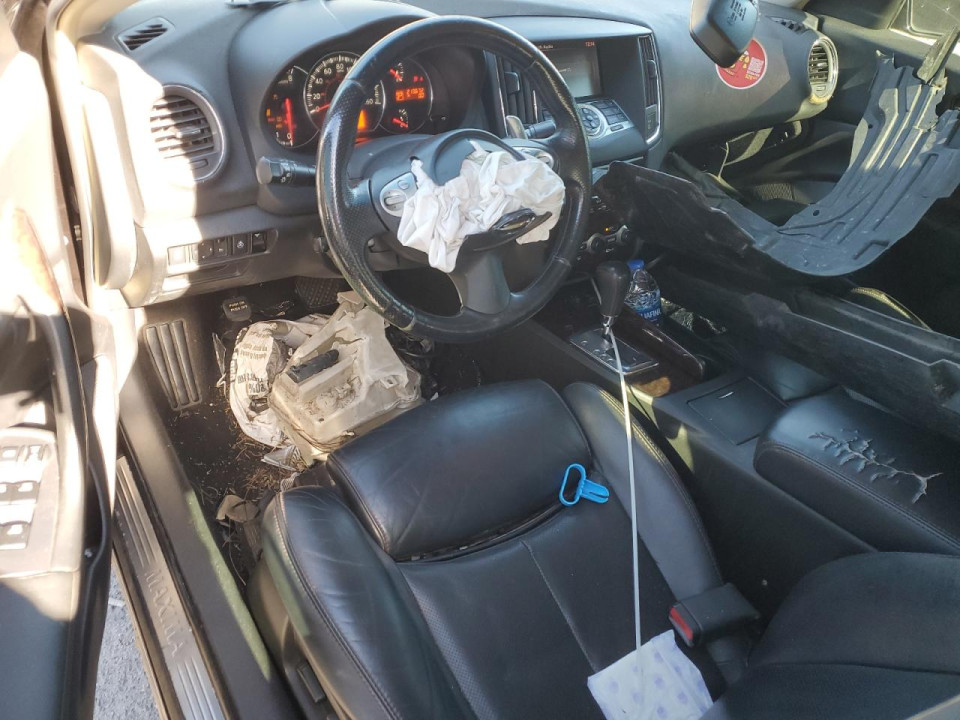 Nissan MAXIMA 2011 — Copart
