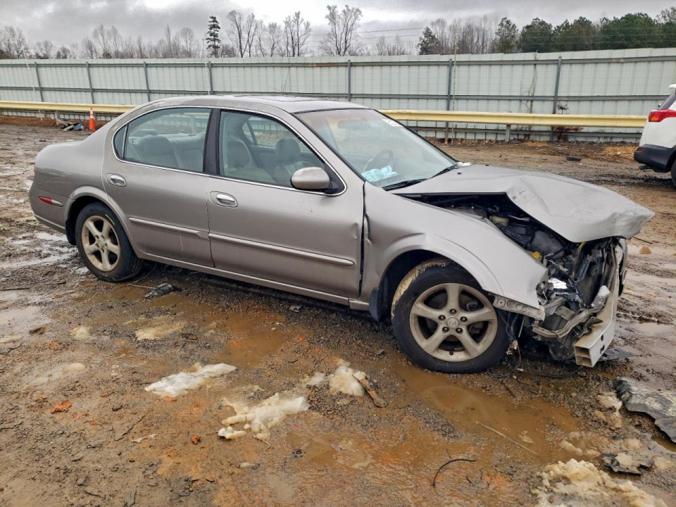 Nissan MAXIMA 2000 — Copart