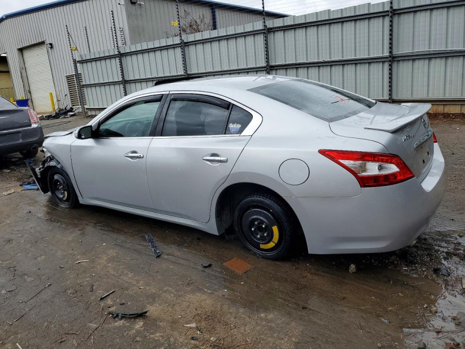 Nissan MAXIMA 2010 — Copart