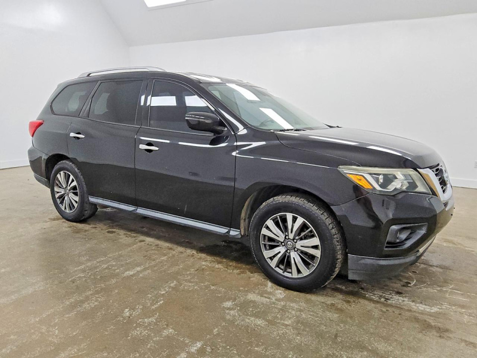 Nissan PATHFINDER 2017 — Copart