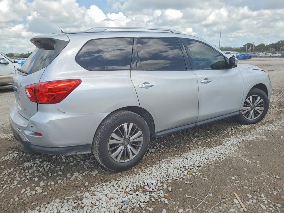 Nissan PATHFINDER 2018 — Copart